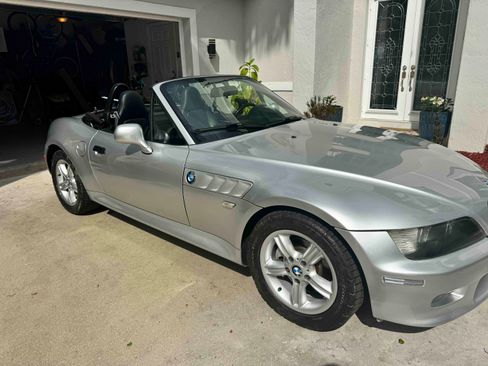 Used 2002 BMW Z3 2.5i image 6