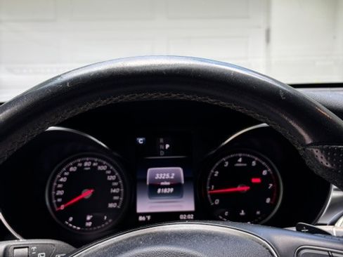 Used 2018 Mercedes-Benz GLC 300 image 11