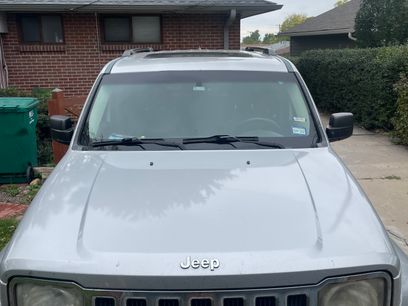 Used 2012 Jeep Liberty Limited w/ Comfort/Convenience Group