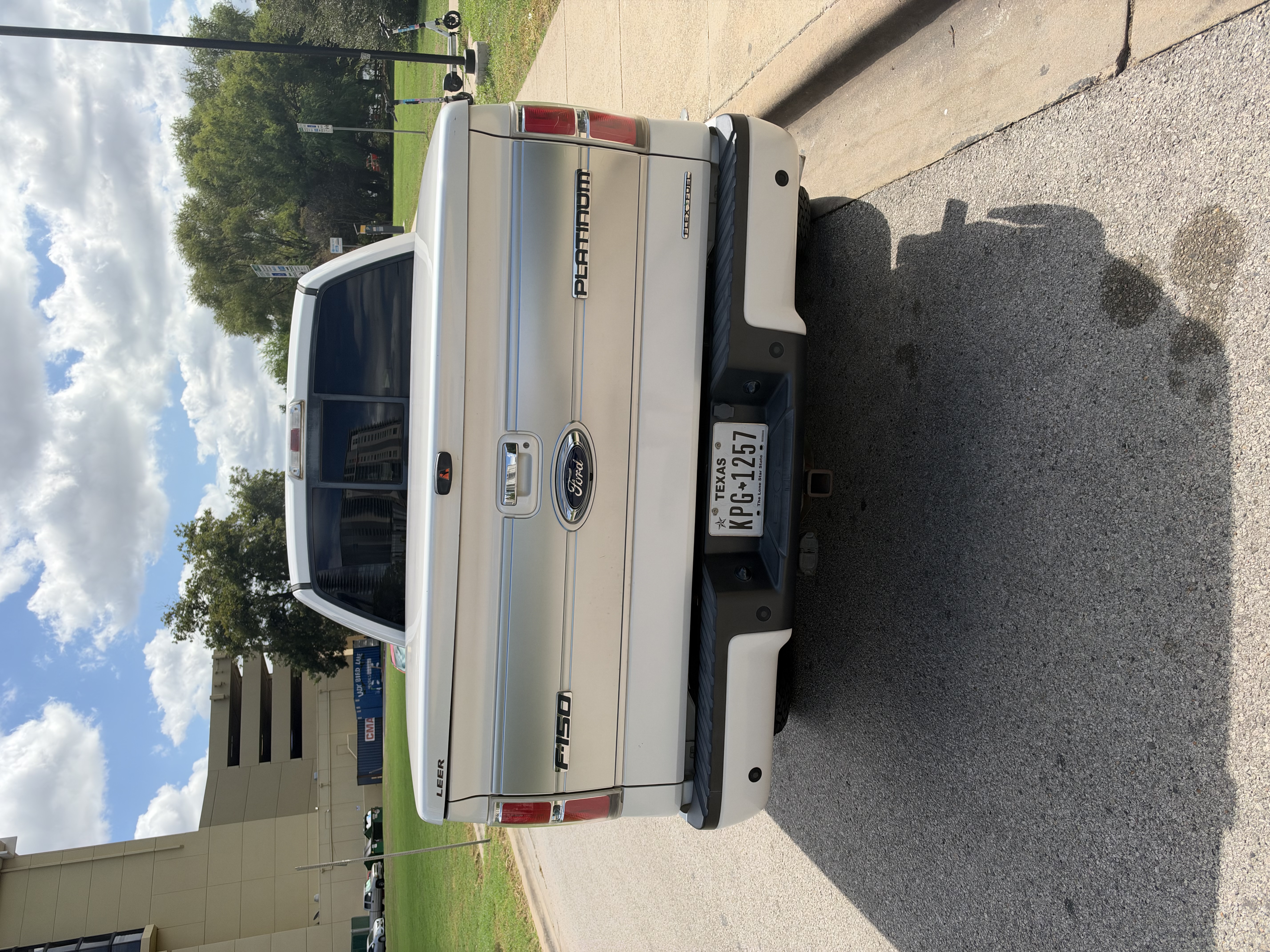 Used 2013 Ford F150 Platinum AWD/4WD image 5