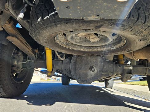 Used 2006 Dodge Ram 2500 Truck SLT image 13