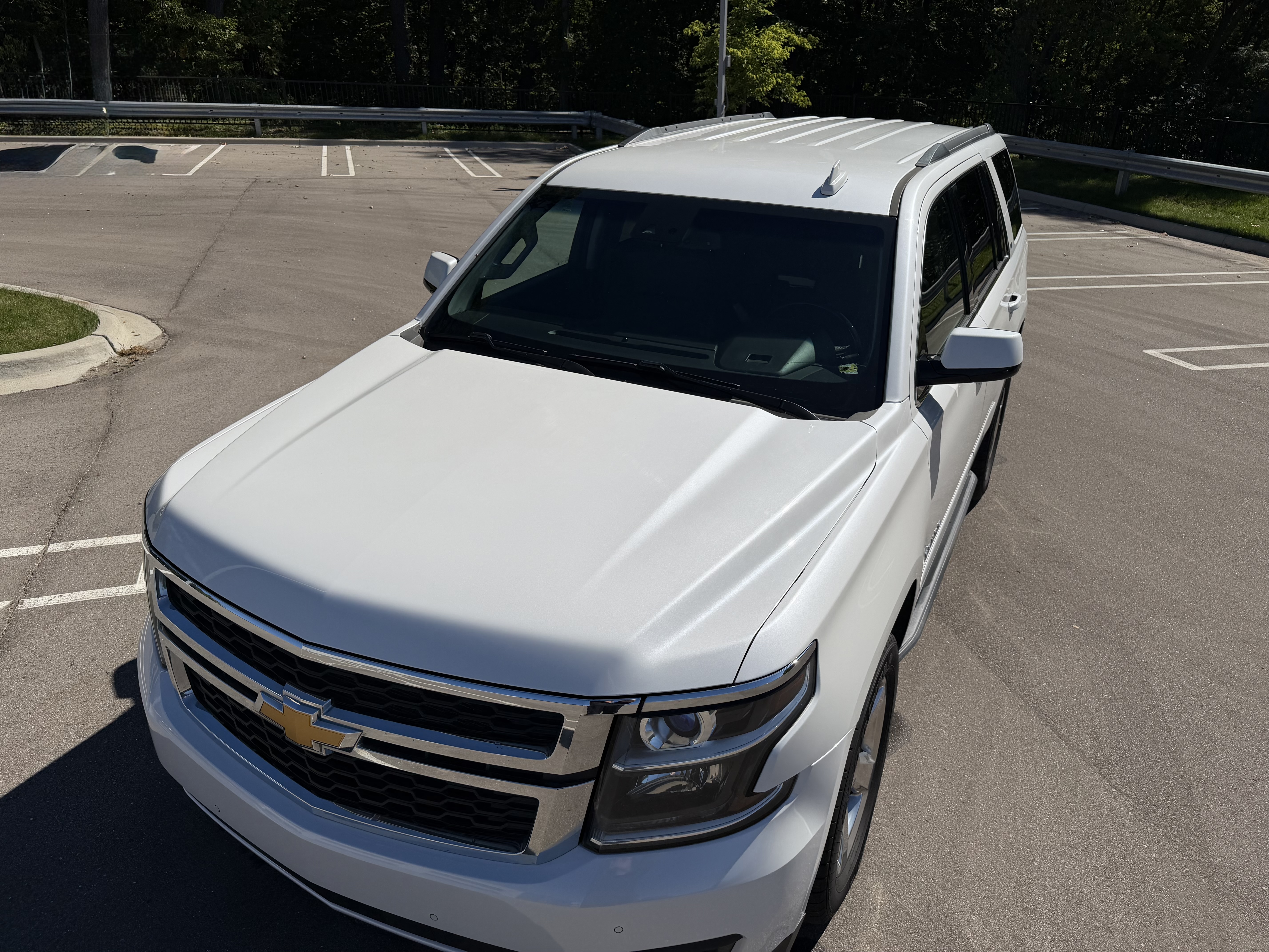 Used 2016 Chevrolet Tahoe LT w/ Luxury Package AWD/4WD image 14