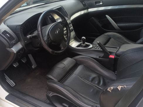 Used 2014 INFINITI Q60 Sport image 2