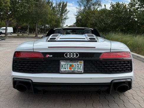 Used 2023 Audi R8 V10 performance image 9