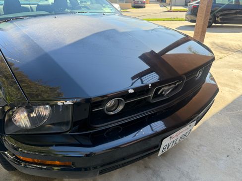 Used 2006 Ford Mustang Premium RWD image 24
