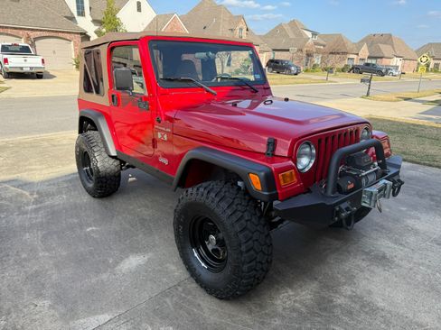 Used 2002 Jeep Wrangler X image 4