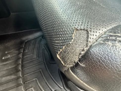 Used 2013 RAM 2500 Laramie w/ Protection Group image 11