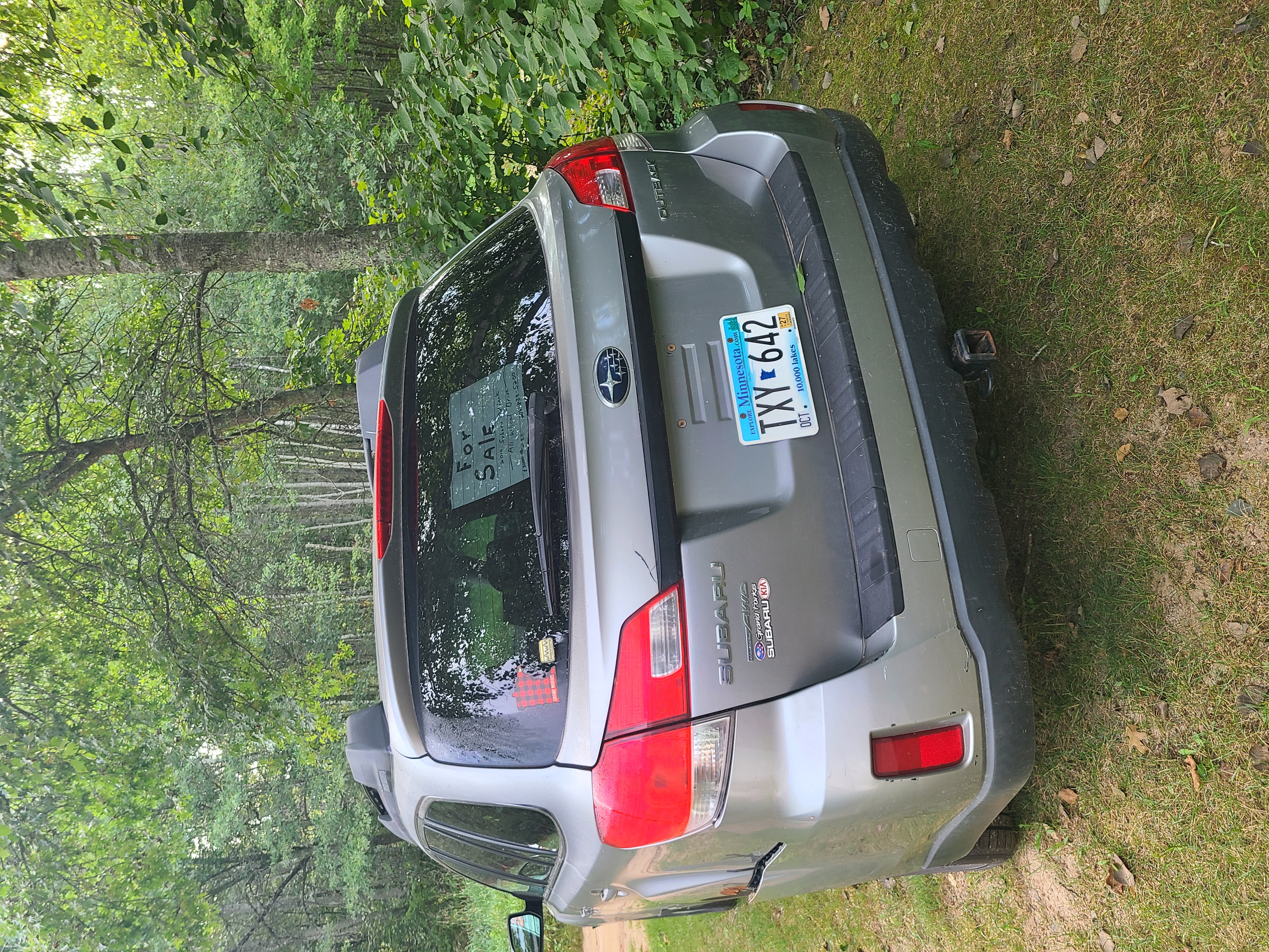 Used 2010 Subaru Outback 2.5i Premium AWD/4WD image 14