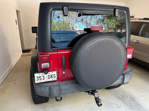 Used 2012 Jeep Wrangler Sport AWD/4WD image 4