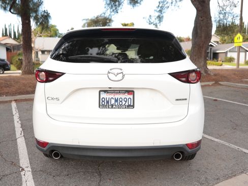 Used 2021 MAZDA CX-5 Touring image 8