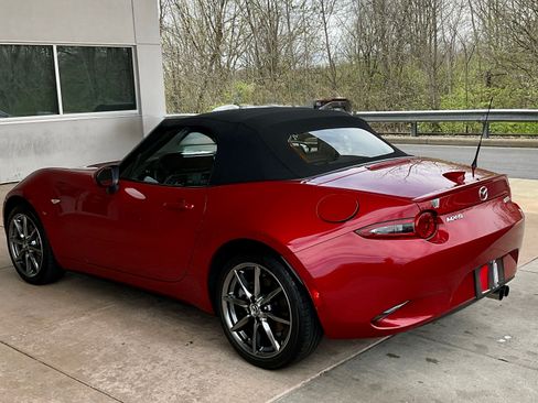 Used 2016 MAZDA MX-5 Miata Grand Touring image 12