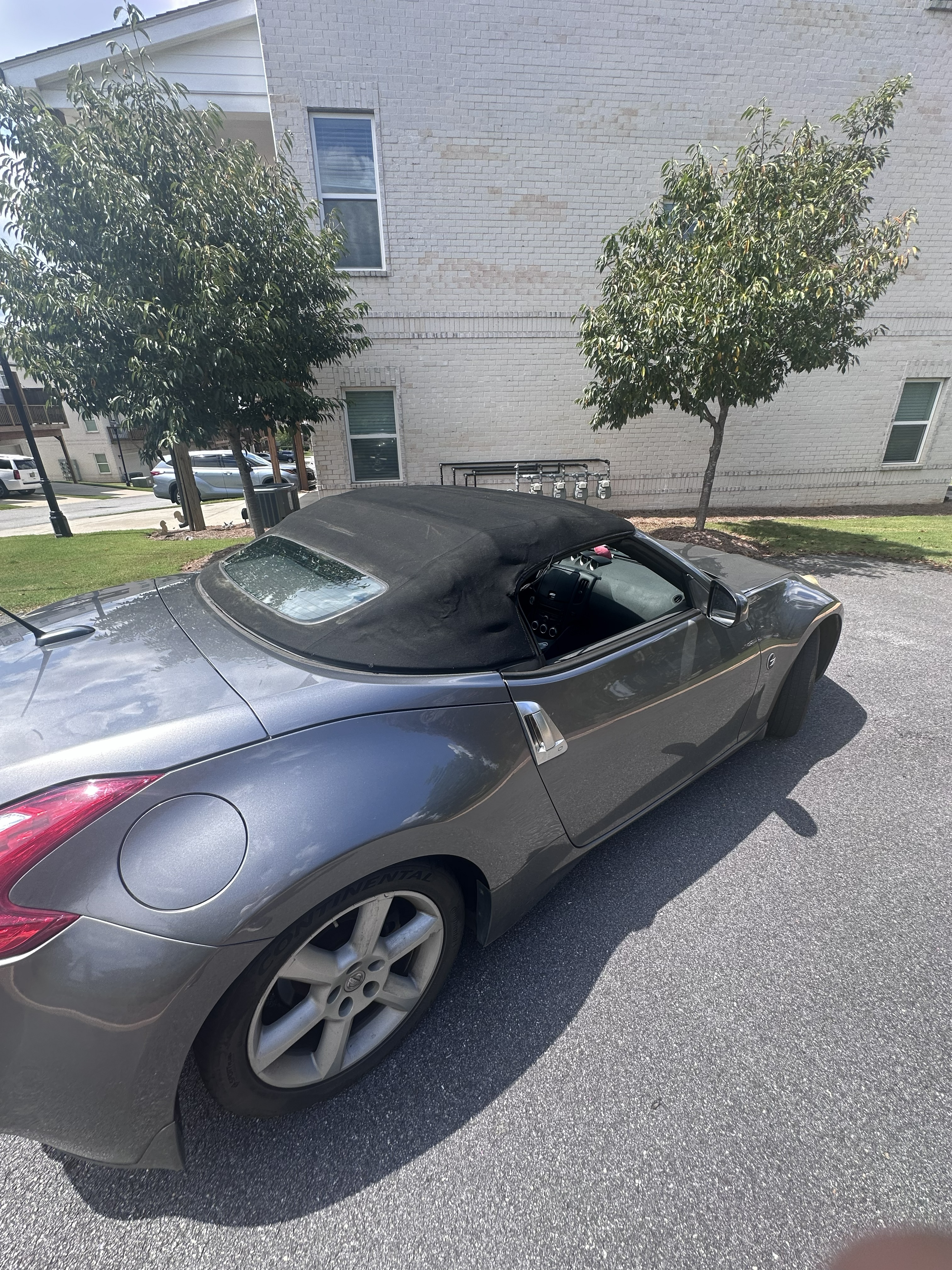 Used 2012 Nissan 370Z Touring RWD image 17