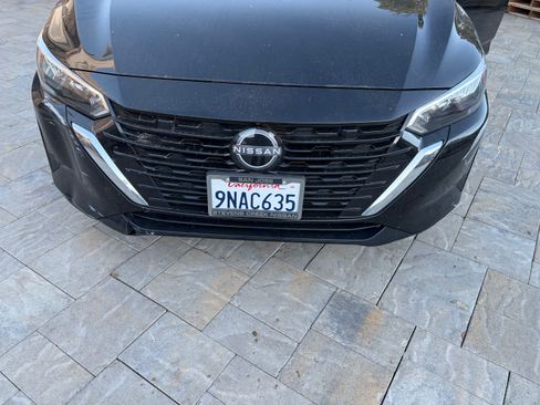 Used 2024 Nissan Sentra SV w/ SV Premium Package image 5