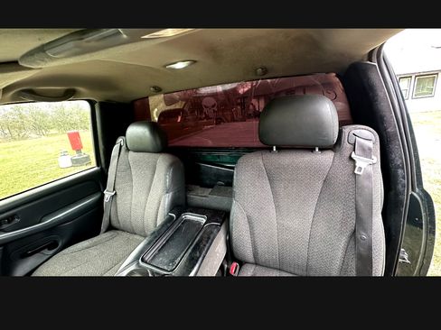 Used 2001 Chevrolet Silverado 1500 2WD Regular Cab image 12