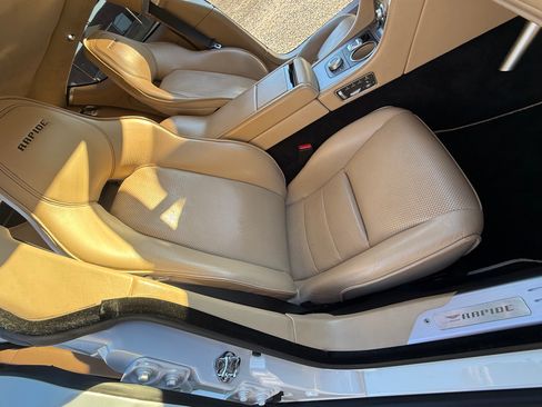 Used 2010 Aston Martin Rapide image 14