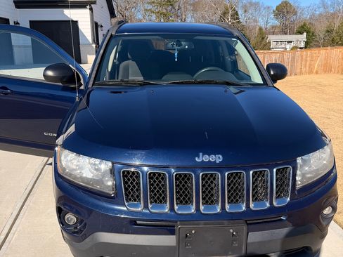 Used 2016 Jeep Compass Sport w/ Power Value Group image 1