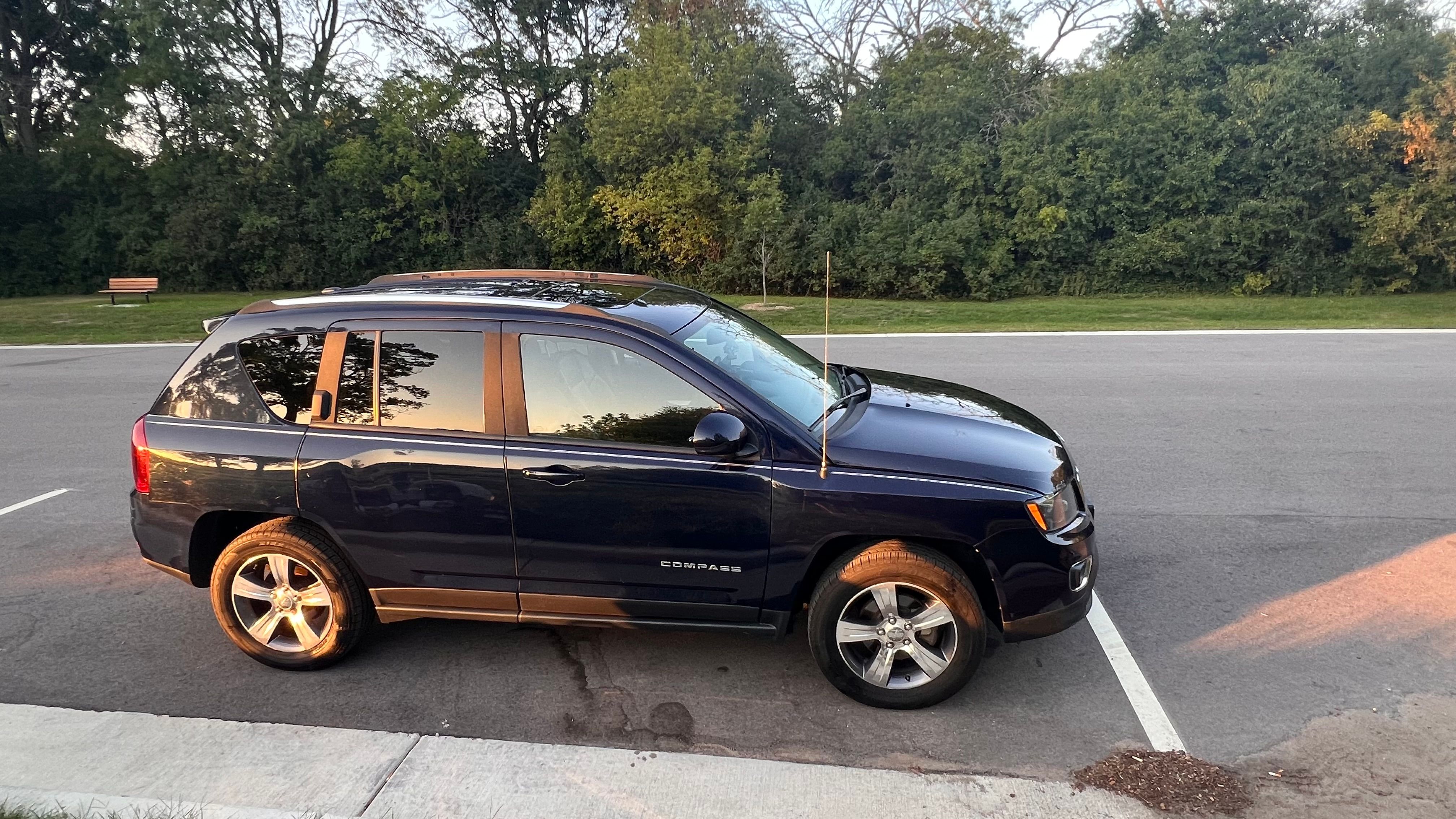 Used 2016 Jeep Compass High Altitude AWD/4WD image 4