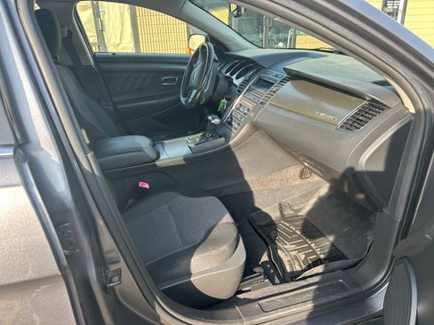 Used 2011 Ford Taurus SEL image 6