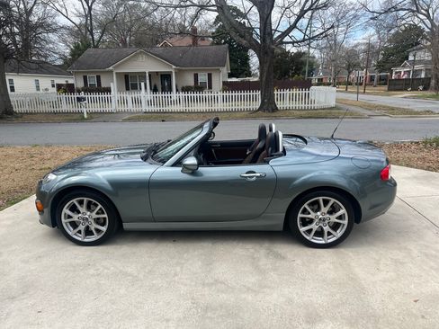 Used 2013 MAZDA MX-5 Miata Grand Touring image 4