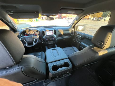 Used 2022 Chevrolet Silverado 1500 RST w/ Texas Edition Plus image 16