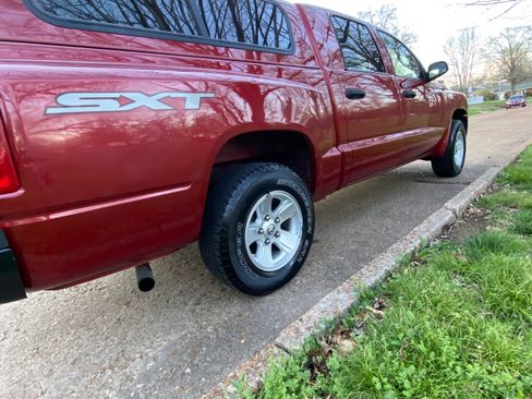 Used 2008 Dodge Dakota SXT image 15