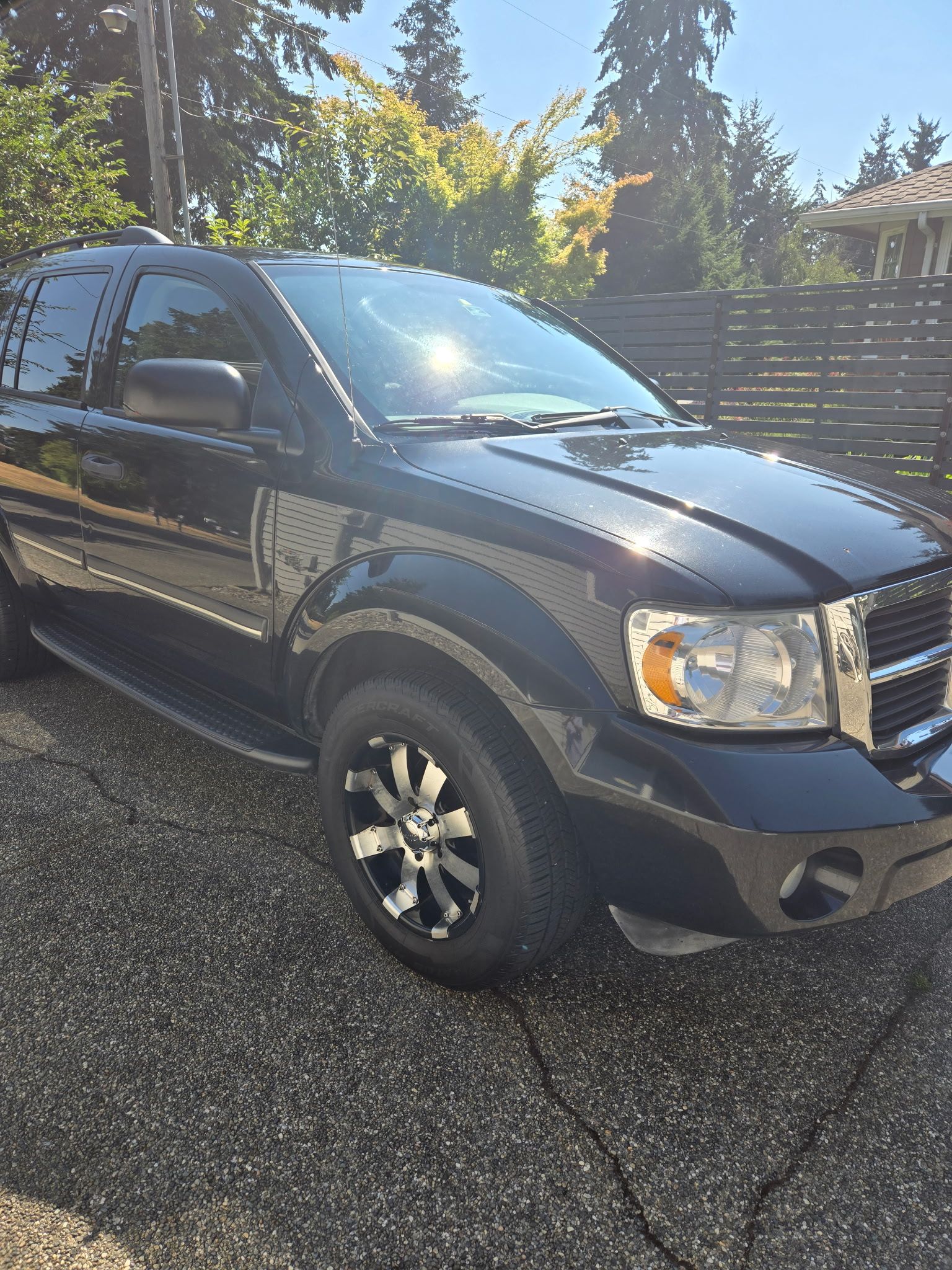 Used 2007 Dodge Durango SLT AWD/4WD image 2
