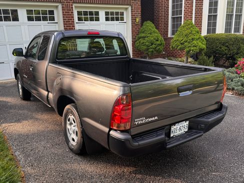 Used 2013 Toyota Tacoma 2WD Access Cab image 4
