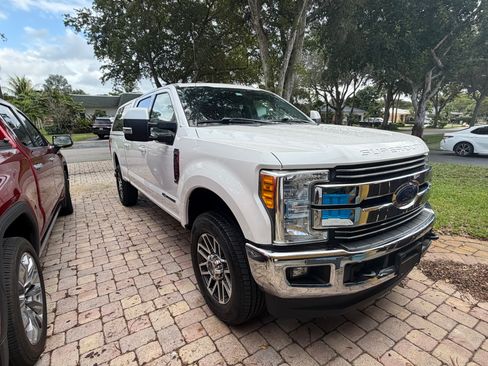Used 2017 Ford F250 Lariat w/ Lariat Ultimate Package image 31