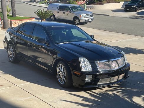 Used 2006 Cadillac STS V image 2
