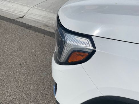 Used 2018 GMC Terrain SLE image 10