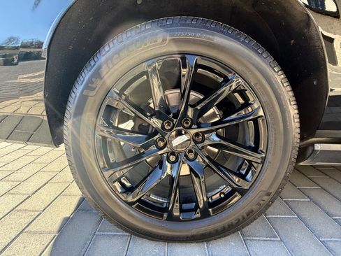 Used 2021 Cadillac Escalade ESV Sport Platinum w/ LPO, ONYX Package image 26