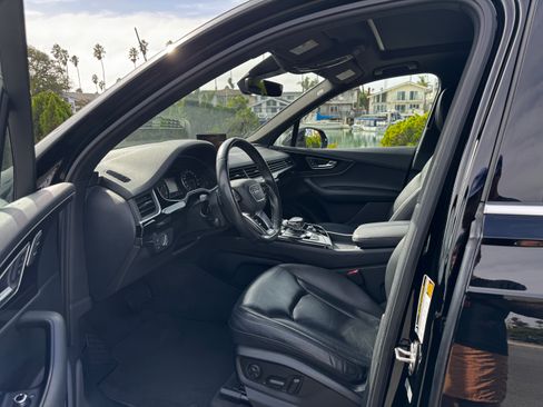 Used 2018 Audi Q7 3.0T Premium image 13