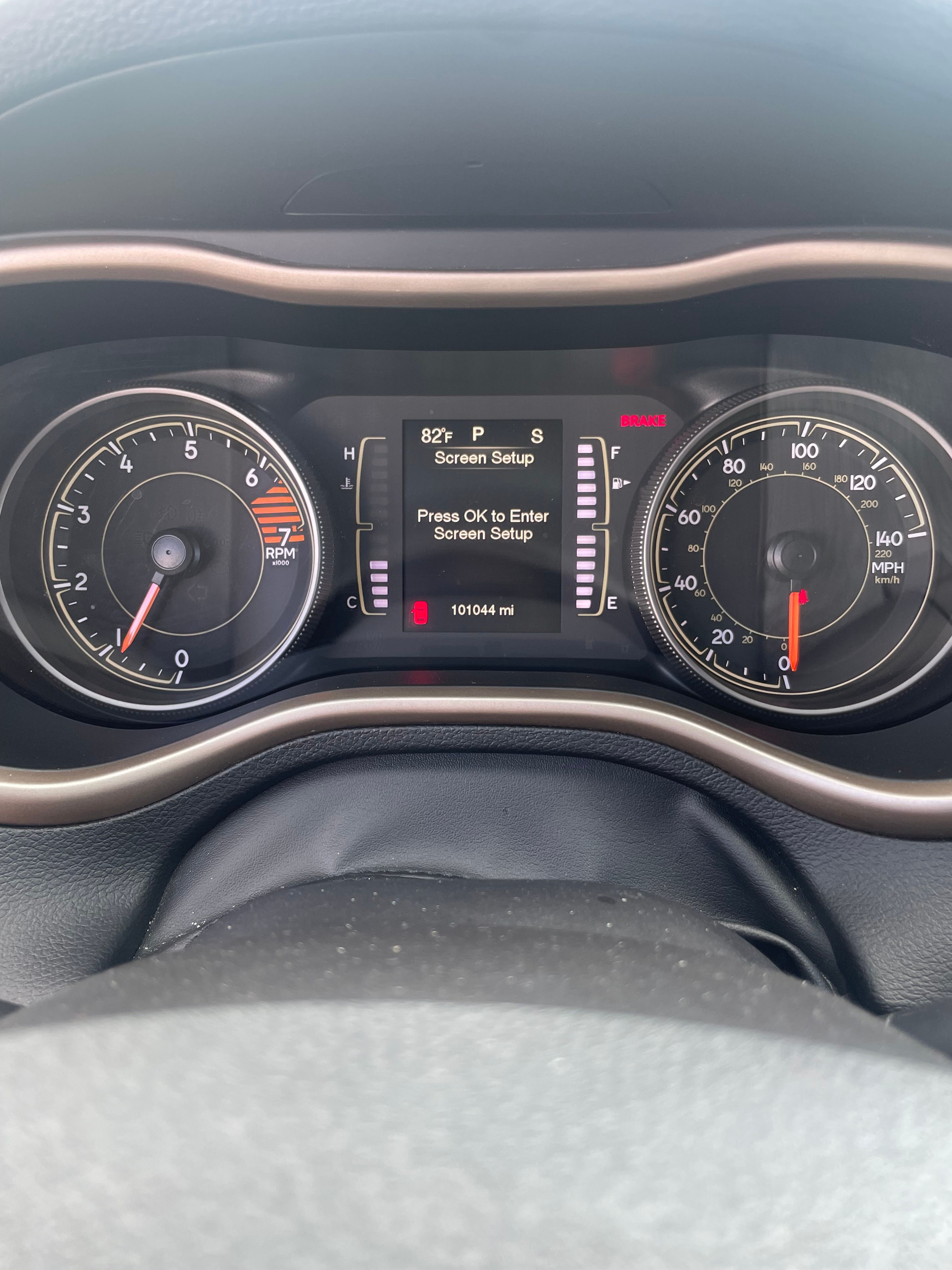 Used 2017 Jeep Cherokee Sport FWD image 5