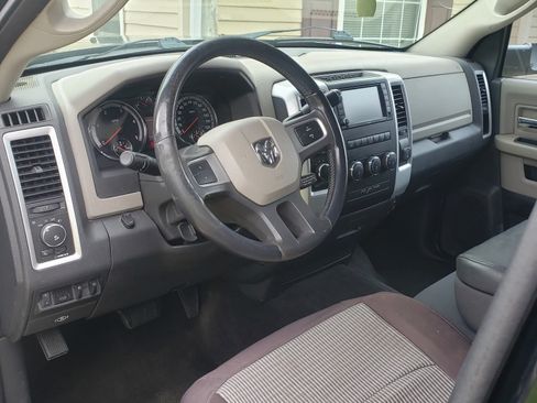 Used 2011 RAM 2500 Big Horn image 9