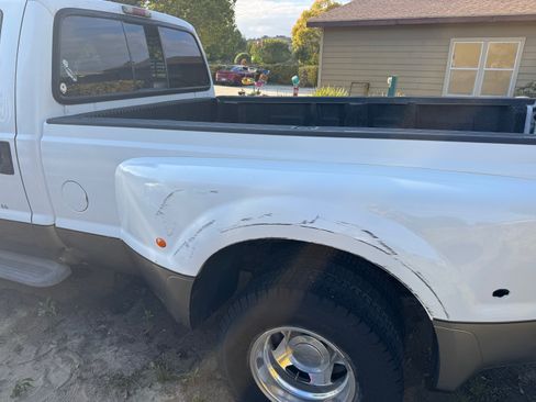 Used 2003 Ford F350 King Ranch image 10