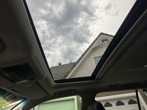 Used 2017 Lexus LX 570 4WD image 16