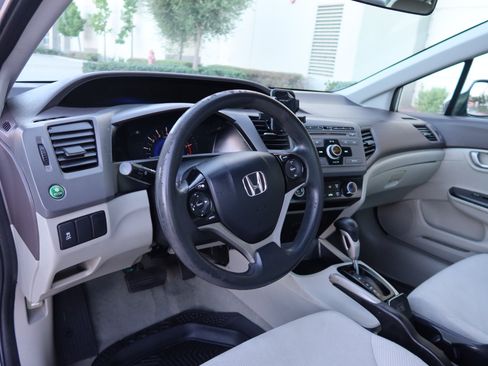 Used 2012 Honda Civic LX image 16