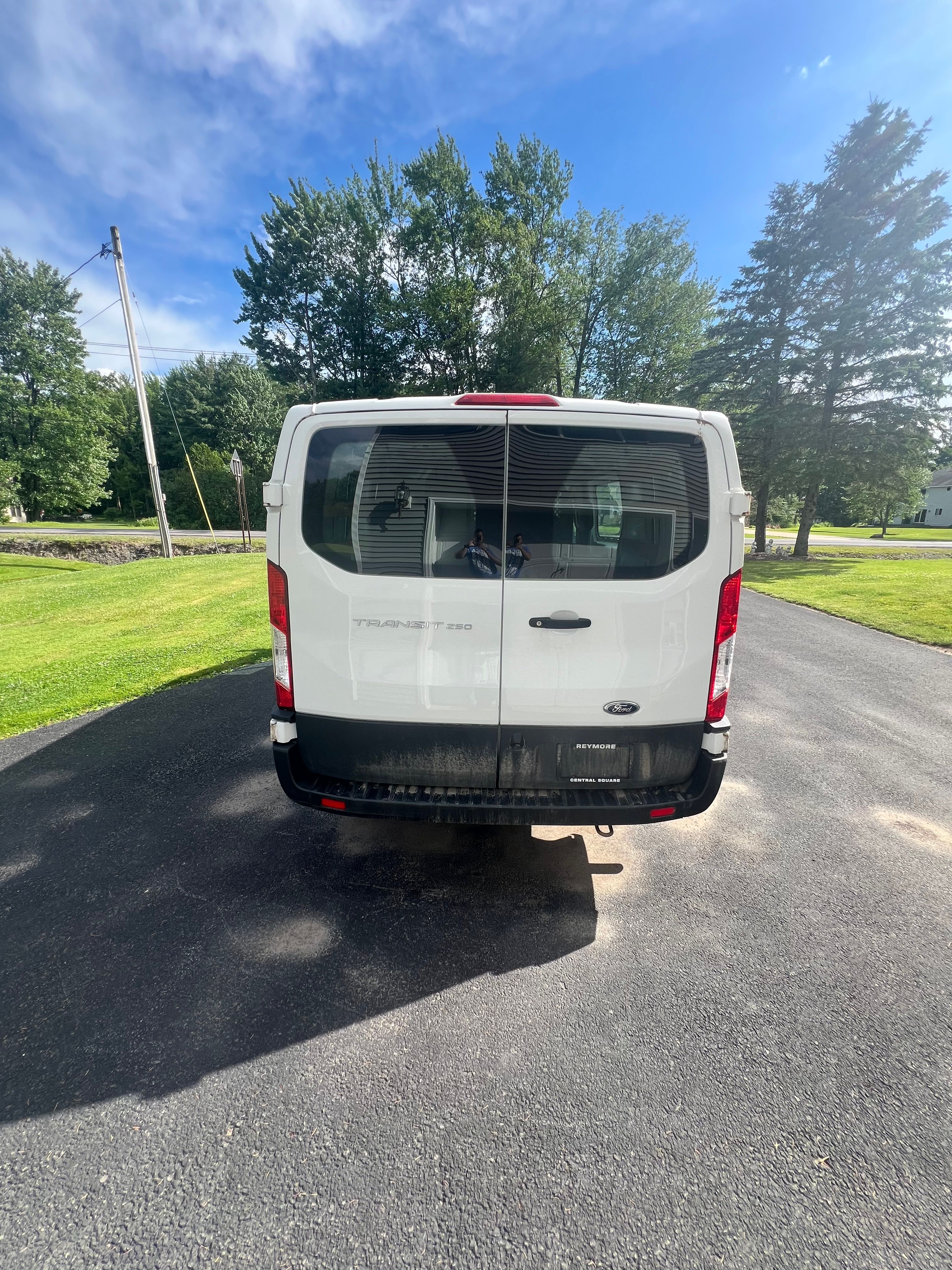 Used 2020 Ford Transit 250 Low Roof w/ Exterior Upgrade Package RWD image 5