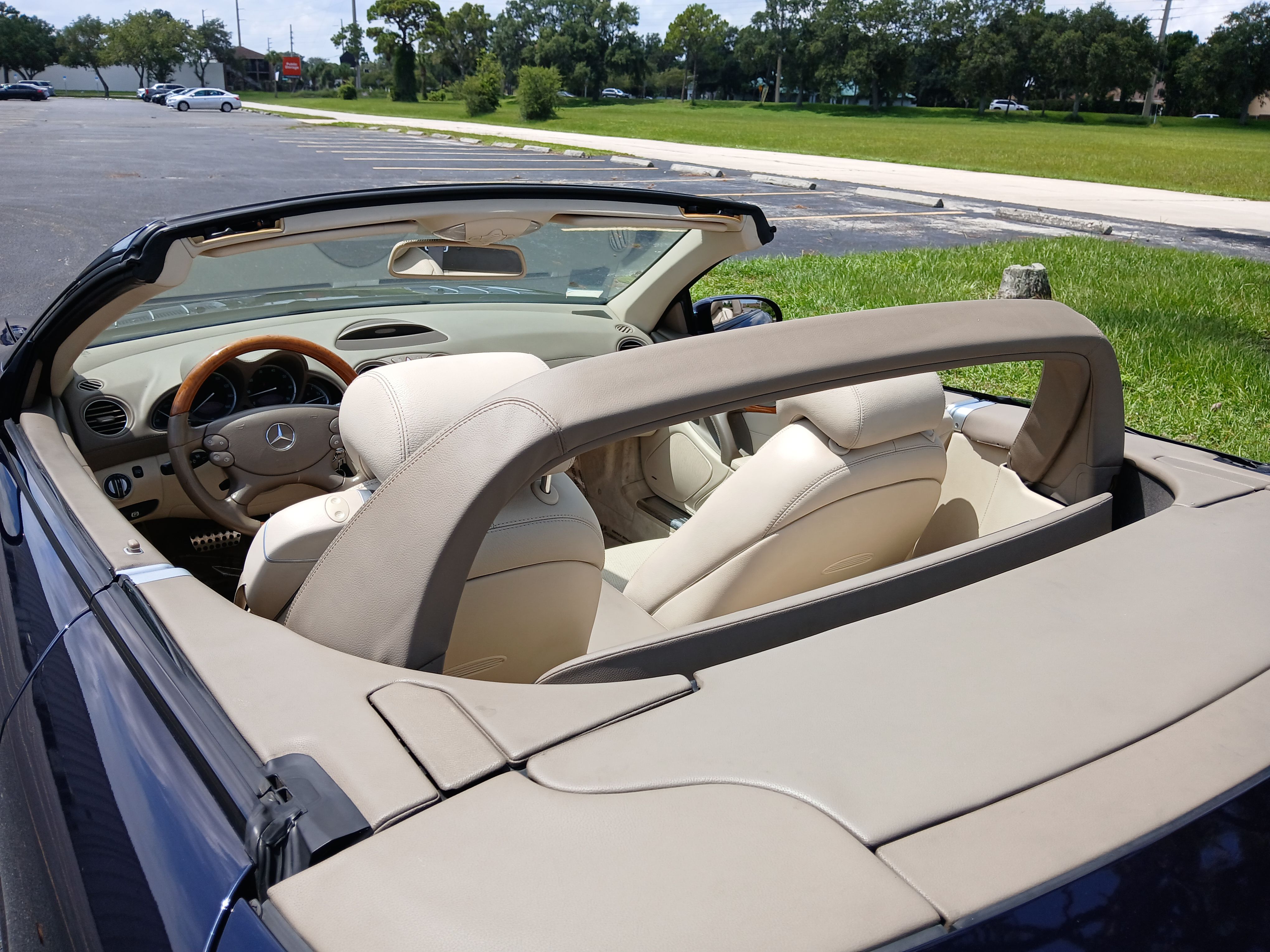 Used 2007 Mercedes-Benz SL 550 w/ Premium Pkg I image 5
