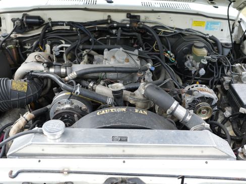 Used 1993 Toyota Land Cruiser image 17