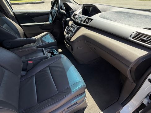 Used 2011 Honda Odyssey EX-L image 6
