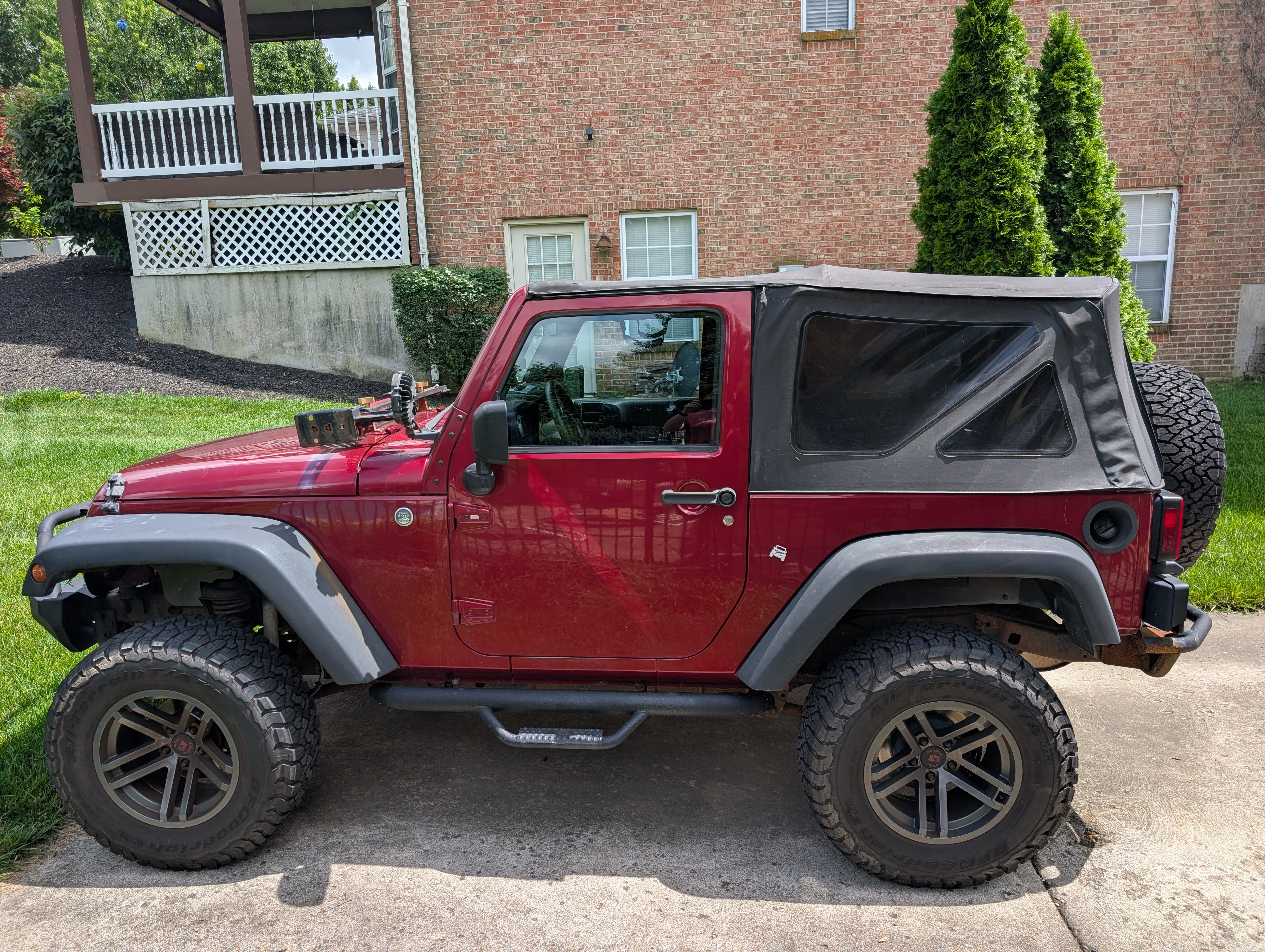 Used 2012 Jeep Wrangler Sport AWD/4WD image 5
