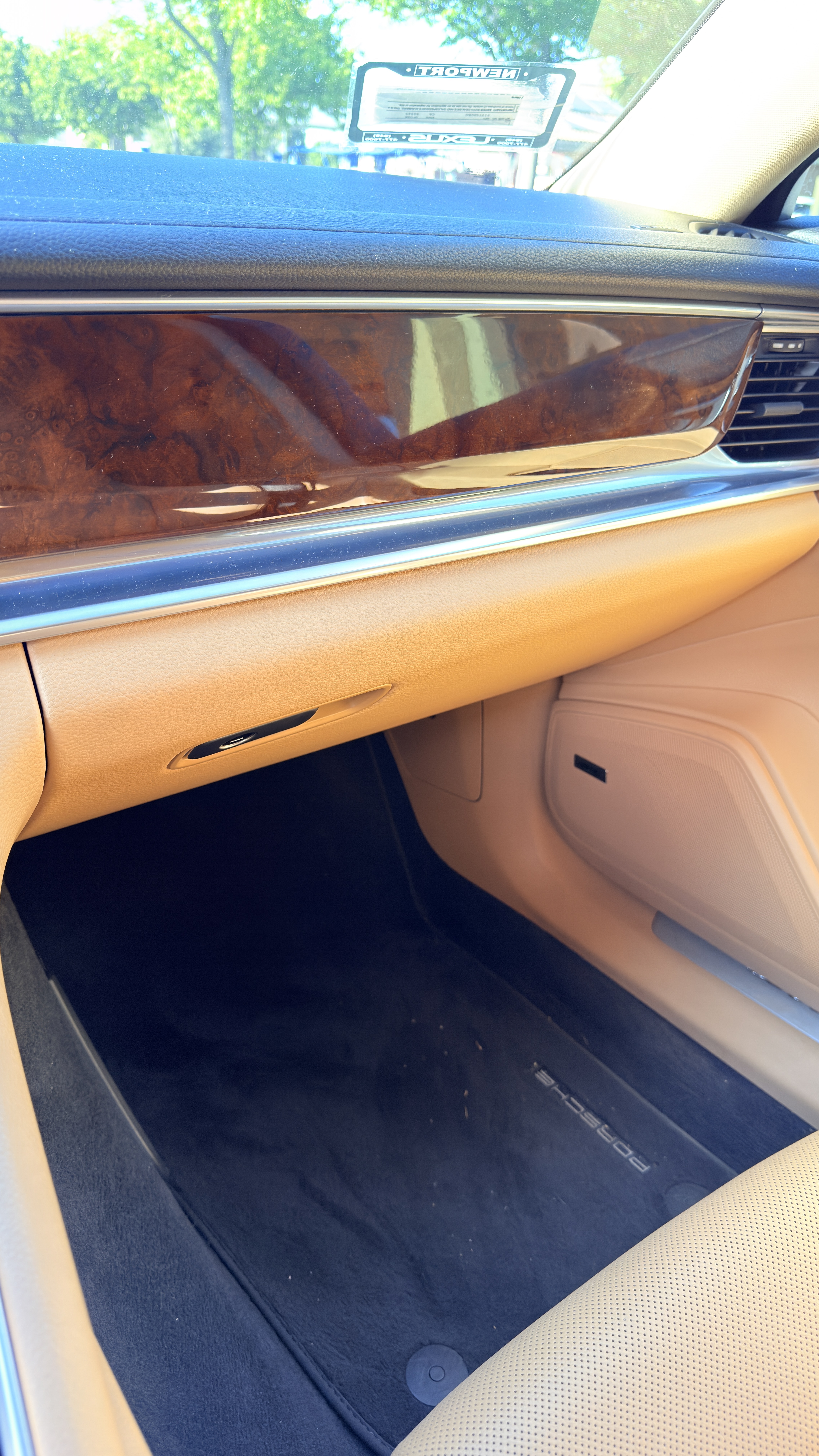 Used 2018 Porsche Panamera image 10