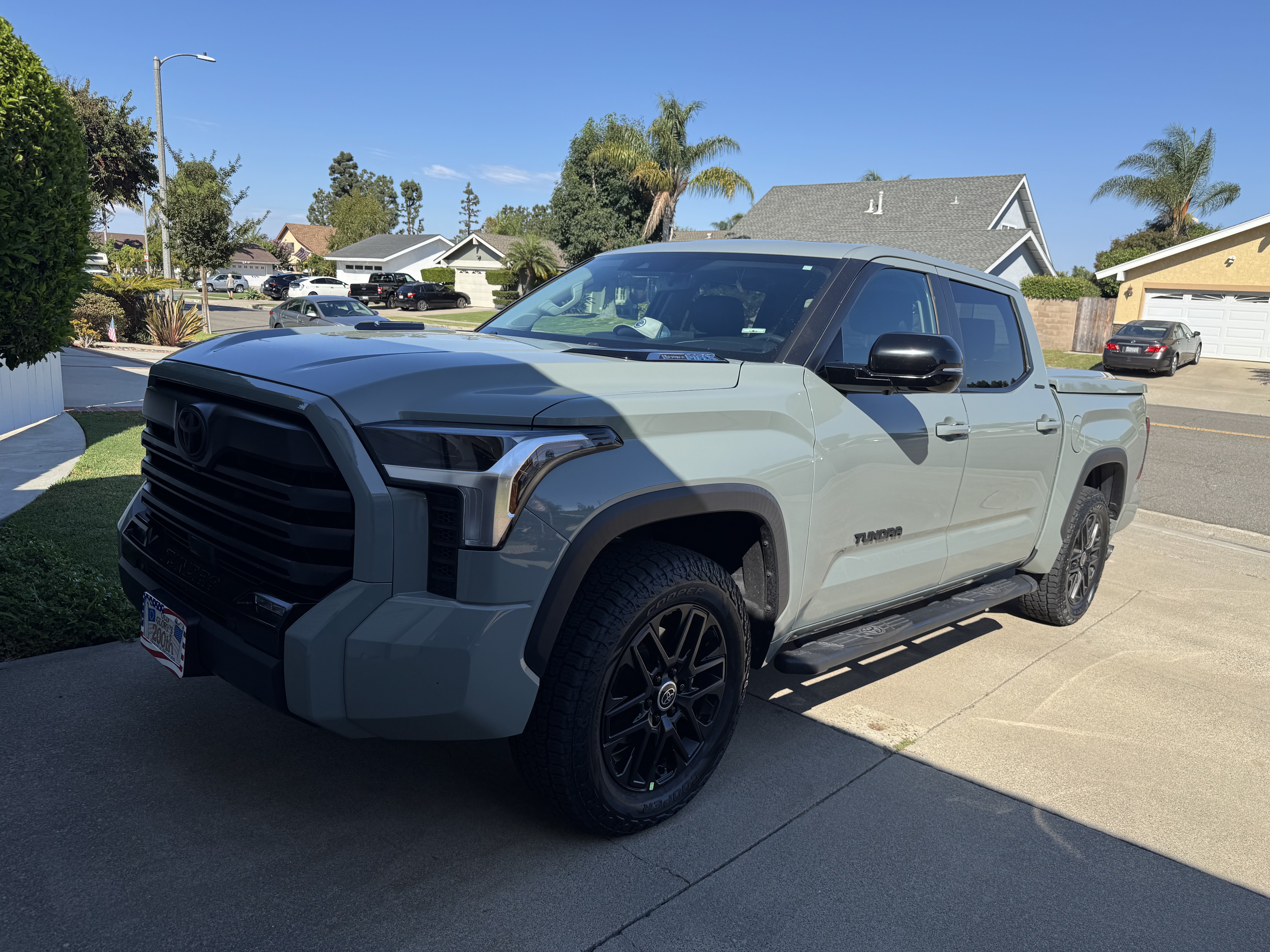 Used 2024 Toyota Tundra Limited AWD/4WD image 4