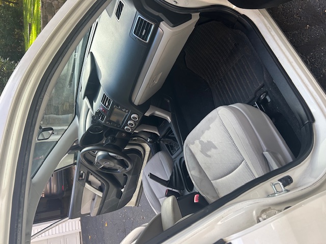 Used 2016 Subaru Forester 2.5i AWD/4WD image 6