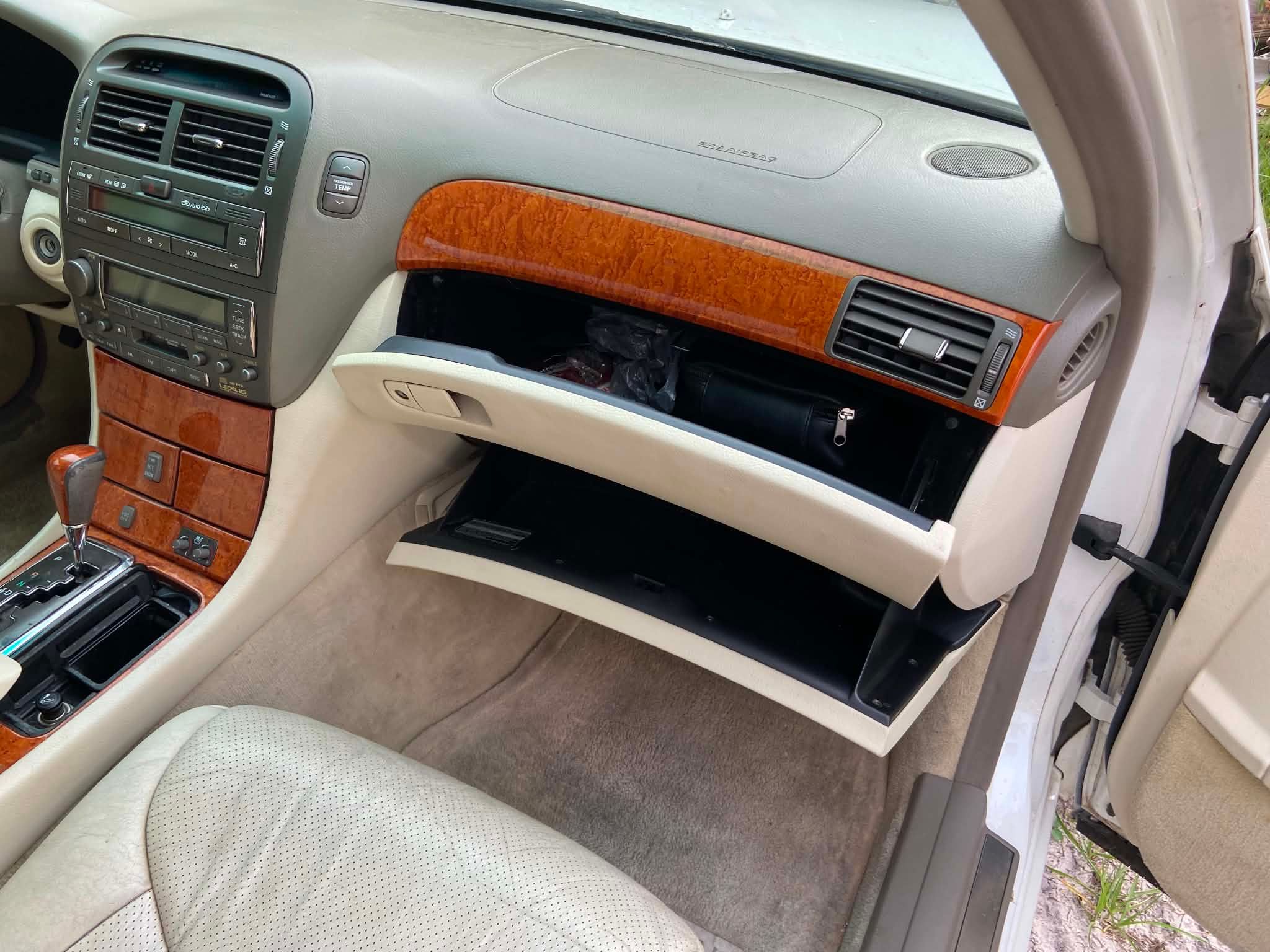 Used 2003 Lexus LS 430 RWD image 29