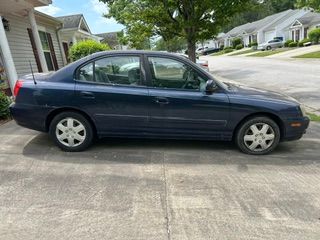 Used 2004 Hyundai Elantra GT FWD image 1