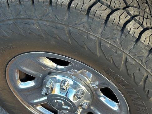 Used 2017 RAM 2500 Tradesman w/ Chrome Appearance Group image 15