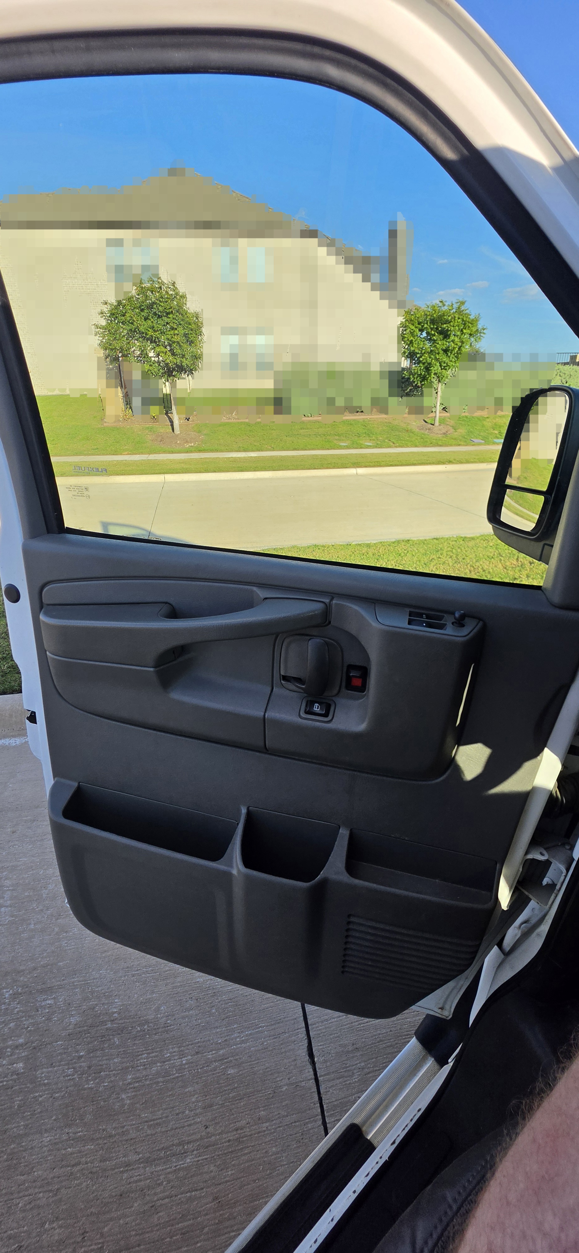 Used 2014 Chevrolet Express 3500 LT w/ LT Preferred Equipment Group RWD image 15