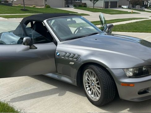 Used 2002 BMW Z3 3.0i RWD image 4